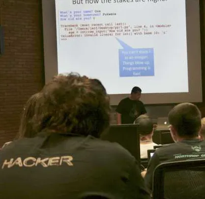 Chiến dịch tìm kiếm chuyên gia an ninh mạng "nhí" của NSA