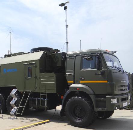 Siêu máy tính Nga điều khiển 10 máy bay cùng lúc