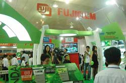 Các sản phẩm công nghệ cao tại triển lãm CWE 2006