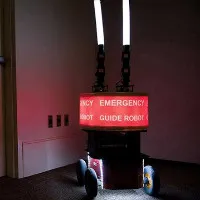 Con người sẽ làm theo hướng dẫn của robot trong trường hợp khẩn cấp