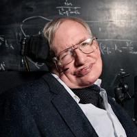 Cách đưa chúng ta đi tới hệ sao khác cách Trái Đất 40.000 tỷ kilomet của Stephen Hawking