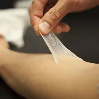 Giúp gương mặt trẻ lại 20 tuổi nhờ "bôi" da nhân tạo
