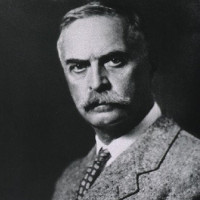 Karl Landsteiner trên doodle google ngày 14/6 là ai?