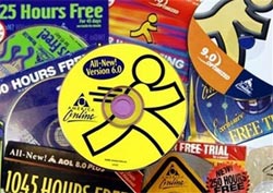 E-mail và phần mềm AOL đồng loạt... miễn phí