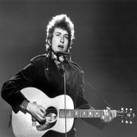 Ca sĩ, nhạc sĩ Bob Dylan giành giải Nobel Văn học 2016