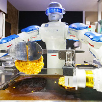 Nhật Bản: Robot cũng biết làm sushi, rán bánh xèoTempura băng chuyền