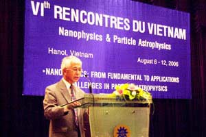 Khai mạc “Gặp gỡ Việt Nam”