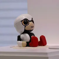 Robot em bé khuyến khích phụ nữ sinh con