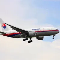 MH370 không có người điều khiển khi lao xuống biển