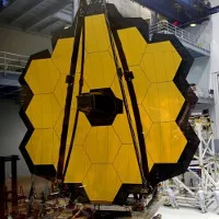 NASA hoàn thành kính viễn vọng nhìn ngược quá khứ hơn 13 tỷ năm