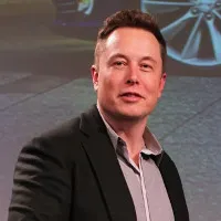Elon Musk: Chúng ta phải biến thành máy móc hoặc bị máy móc thay thế