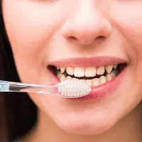 Sự thật kinh hoàng về bàn chải đánh răng bẩn