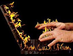 Laptop có tự cháy?