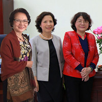 5 nhà khoa học nữ U70 nhận giải thưởng Kovalevskaia