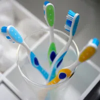 Cách sử dụng bàn chải đánh răng gây hại cho sức khỏe ta vẫn thường mắc