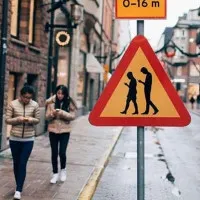Tác hại mới này sẽ khiến bạn muốn cất điện thoại đi luôn và ngay
