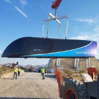 Video: Hyperloop One đã chạy thử thành công, mới đạt 1/10 tốc độ mong muốn