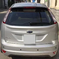 Vì sao đèn sương mù sau trên nhiều ôtô chỉ sáng một bên?