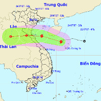 Đứng im suốt 24 giờ, bão số 4 chuẩn bị tăng tốc