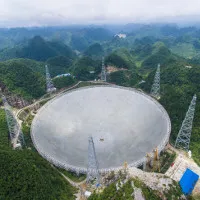 Không người vận hành, kính thiên văn lớn nhất thế giới của Trung Quốc "ế ẩm"