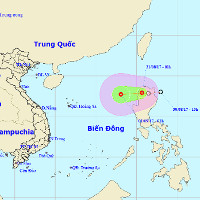 Áp thấp nhiệt đới giật cấp 9 gần Biển Đông