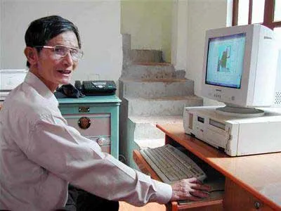Con nghỉ học để cha nghiên cứu khoa học