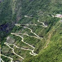 Bí ẩn về "đường cao tốc" cự thạch xuyên lục địa dài 40.000km từ thời cổ đại