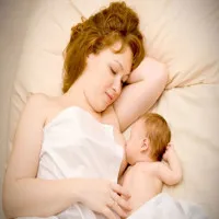 Tại sao mẹ thường thiếu sữa cho con bú?