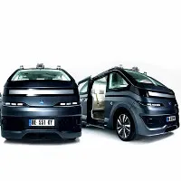 Taxi robot đầu tiên trên thế giới