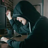 Cảnh báo mã độc nguy hiểm "đào" tiền ảo ẩn mình trong các website
