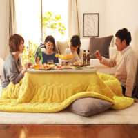 Bàn sưởi Kotatsu - phát minh tuyệt vời nhất của người Nhật