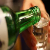 Đã có thuốc "hóa giải" tác hại của rượu?