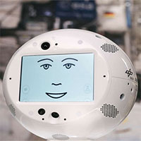 Robot lên không gian hỗ trợ phi hành gia
