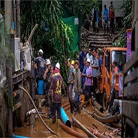 Vụ đội bóng Thái Lan mắc kẹt: Những pha giải cứu "nghẹt thở" trên khắp thế giới