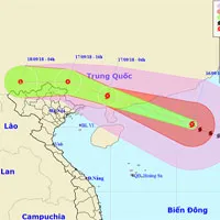 Siêu bão Mangkhut hạ 2 cấp sau khi càn quét Philippines, tiến nhanh hơn vào biển Đông