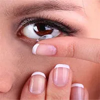 Những điều cần ghi nhớ khi sử dụng kính áp tròng
