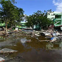 Sốc: Đất ở Indonesia "hóa lỏng" sau trận động đất, sóng thần kinh hoàng
