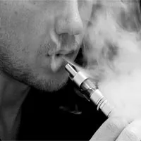 Thuốc lá điện tử: Phát minh giúp cai nghiện hay kẻ giết người mới?