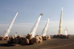 Iran trình làng 3 loại tên lửa mới