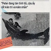Năm 1965, một cô gái dạy cá heo nói Tiếng Anh, cuối cùng con cá đã yêu cô ấy điên cuồng
