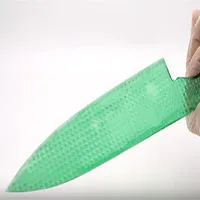 “Mắt tròn mắt dẹt” xem người Nhật chế tác dao từ… thạch trái cây