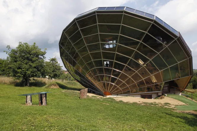 Nhà năng lượng mặt trời Heliodome