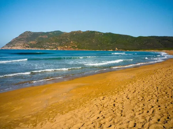 Bãi biển Porto Ferro