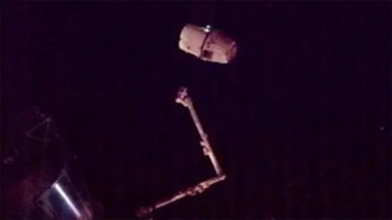 Tàu SpaceX Dragon hoàn thành nhiệm vụ tiếp tế trên Trạm Vũ trụ quốc tế.
