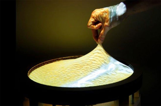 Màn hình Obake gây ấn tượng thực sự về mặt thiết kế và ý tưởng