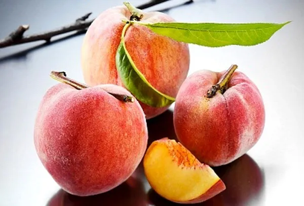 Ăn quá nhiều đào sẽ tạo ra nhiệt quá mức trong cơ thể