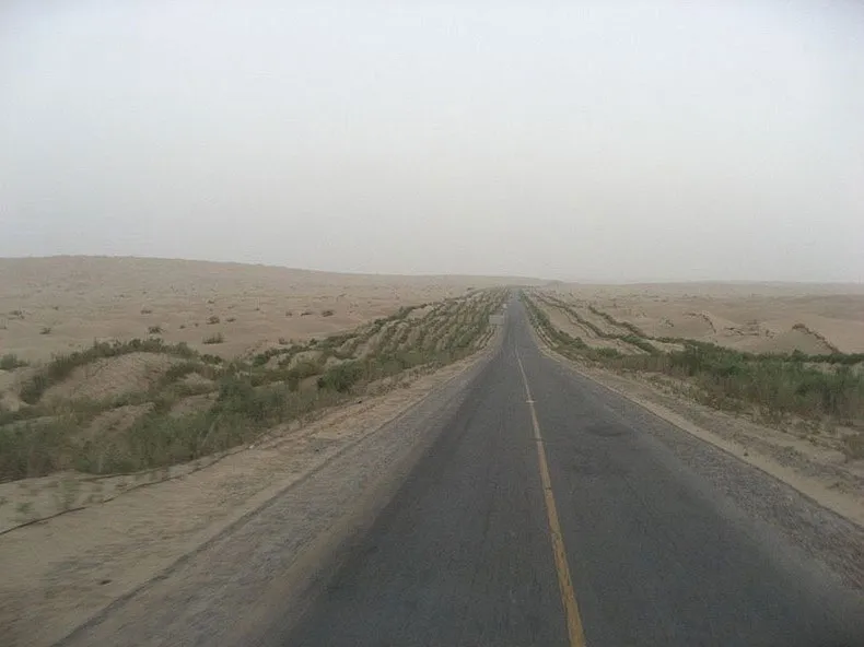 Quốc lộ sa mạc Tarim