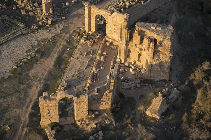 Cận cảnh một góc thành phố cổ Leptis Magna.