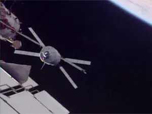 Tàu Albert Einstein kết nối vào mô-đun Zvezda trên ISS