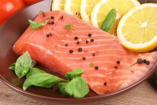 Ăn cá với lượng vừa phải để tốt cho tim